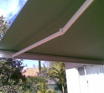 Good Reasons to Choose Renson Awnings & Shade Systems